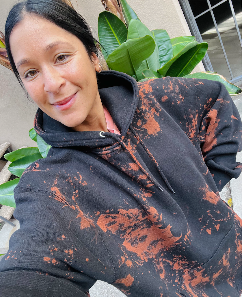 Reverse tie dye black sweatshirt sale