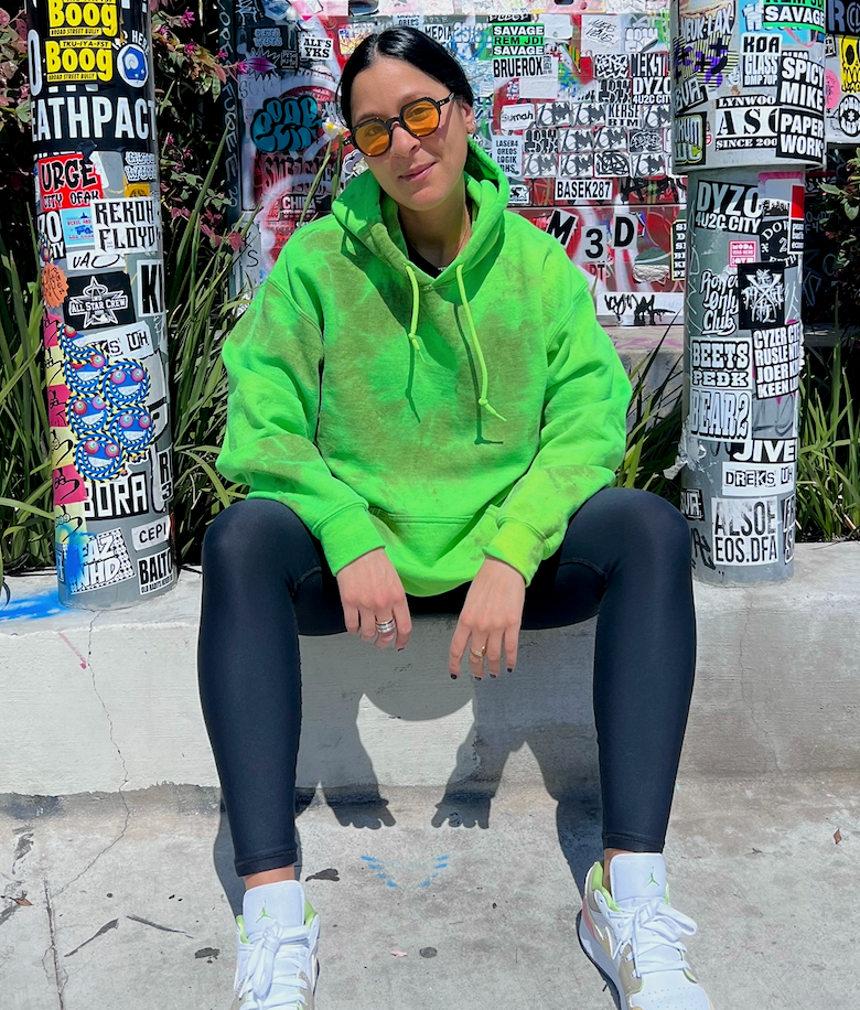 Green tie top dye sweatshirt