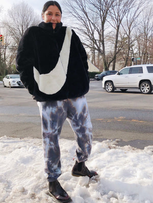 Open image in slideshow, Cookies N Cream Tie Dye Sweatpants
